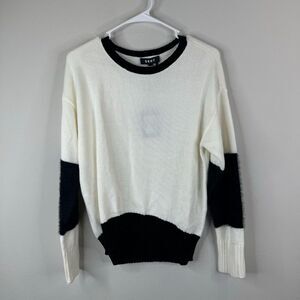 DKNY Sweater Womens Size XS Off White Black Fuzzy Textured Fall Winter‎ NWT
